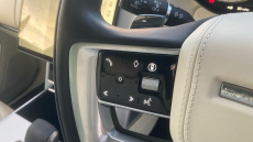 Land Rover Range Rover 3.0 D300 SE 4dr Auto Diesel Estate